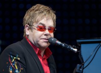 Elton John sobre su ceguera: «Es devastador»
