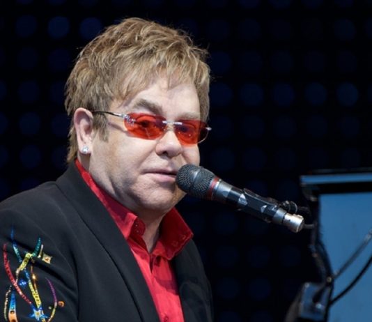 Elton John sobre su ceguera: «Es devastador»