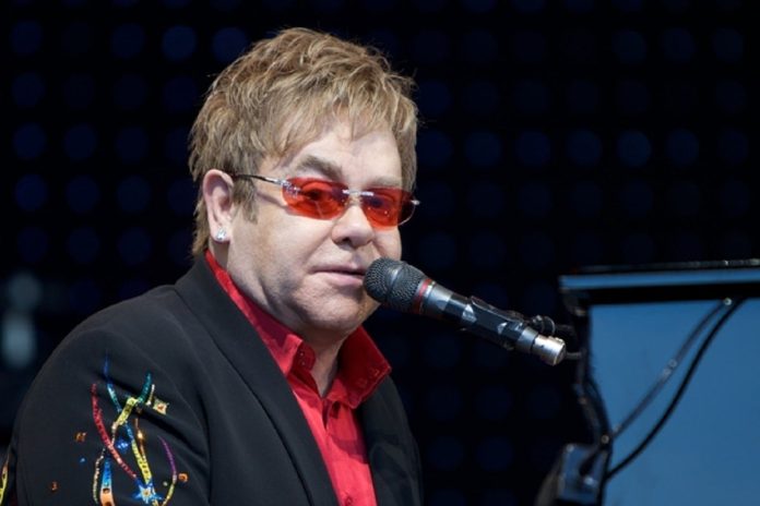 Elton John sobre su ceguera: «Es devastador»